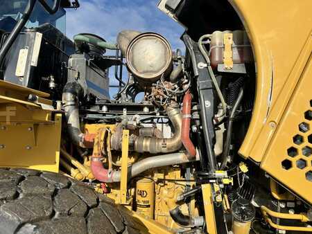 Kolové nakladače 2012 Caterpillar 972 K (10)
