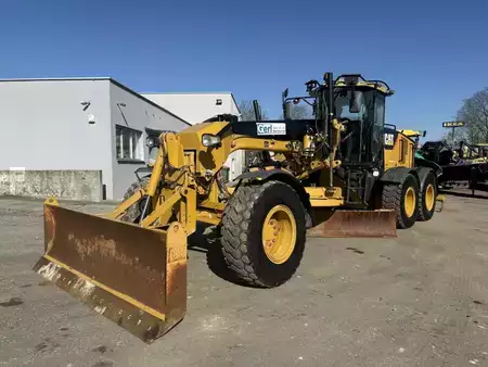 Równiarki 2009 Caterpillar 120 M (3)