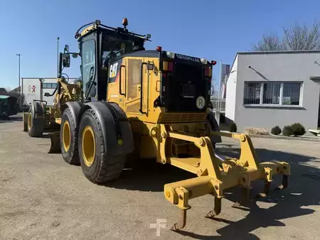 Równiarki 2009 Caterpillar 120 M (5)