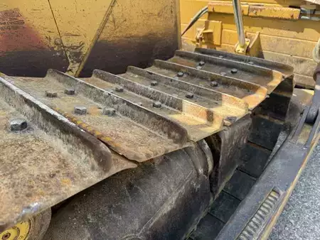 Ostatní 2005 Caterpillar D 6 R II XL (13)