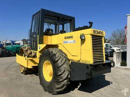 JCB Vibromax W 1402 PD
