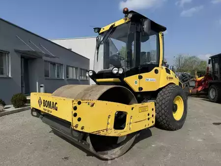 Tiejyrät 2015 BOMAG BW 177 DH-5 (2)
