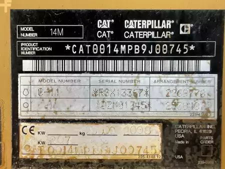 Osztályosok 2008 Caterpillar 14 M (5)