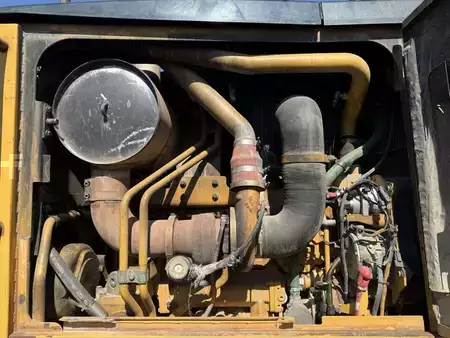 Osztályosok 2008 Caterpillar 14 M (8)