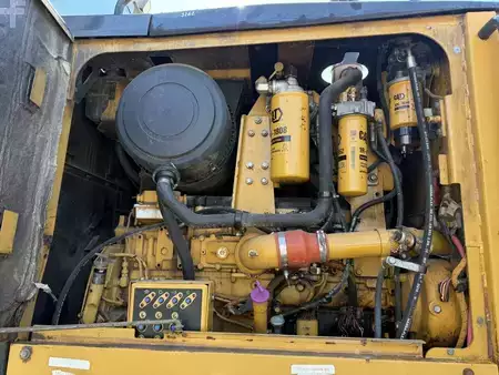 Osztályosok 2008 Caterpillar 14 M (9)