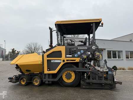 Wheeled pavers 2015 Volvo ABG P 6870 C (1)