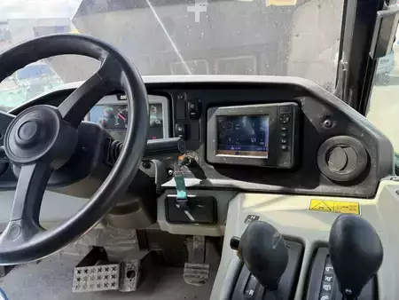 Articulated Dump Trucks 2015 Caterpillar 730 C (11)