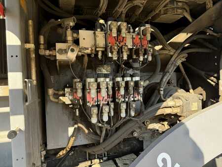 Hjulutläggare 2009 VÖGELE Super 1800-2 (12)