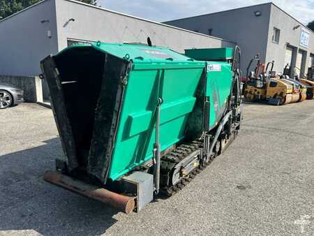 Radfertiger 2005 VÖGELE Super 600 (2)