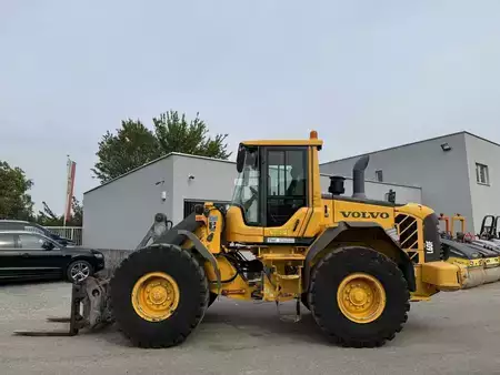 Chargeuse sur pneus 2007 Volvo L 60 F (1)