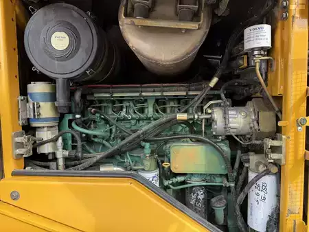 Chargeuse sur pneus 2007 Volvo L 60 F (11)