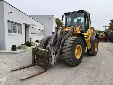 Chargeuse sur pneus 2007 Volvo L 60 F (2)
