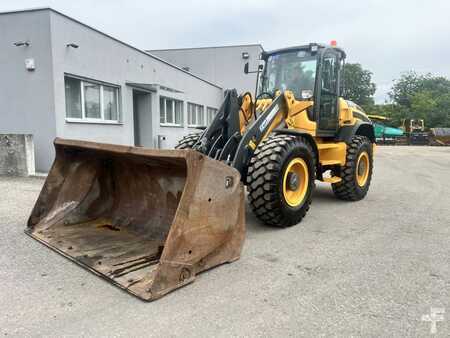 Ładowarki kołowe 2012 Volvo L 50 G-TP (2)