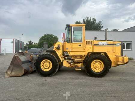 Pyöräkuormaajat 1995 Volvo L 90 C (1)