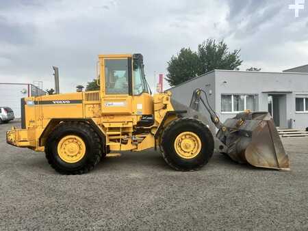Pyöräkuormaajat 1995 Volvo L 90 C (4)
