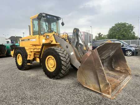 Pyöräkuormaajat 1995 Volvo L 90 C (5)