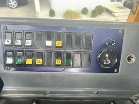 Pyöräkuormaajat 1995 Volvo L 90 C (9)