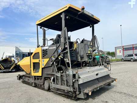 Radfertiger 2015 Volvo ABG P 7820 C (3)
