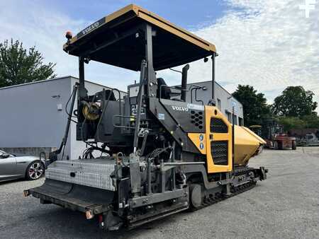 Radfertiger 2015 Volvo ABG P 7820 C (8)