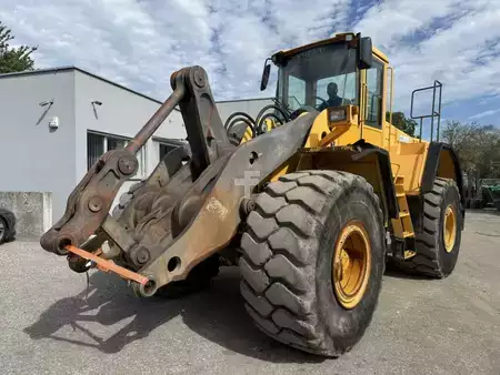 Pyöräkuormaajat 2005 Volvo L 150 E (2)