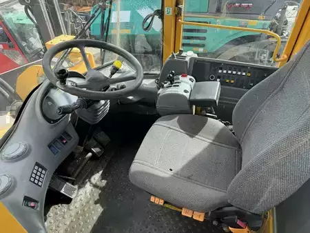 Pyöräkuormaajat 2005 Volvo L 150 E (8)