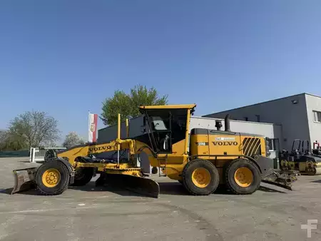 Równiarki 2006 Volvo G 946 AWD (1)