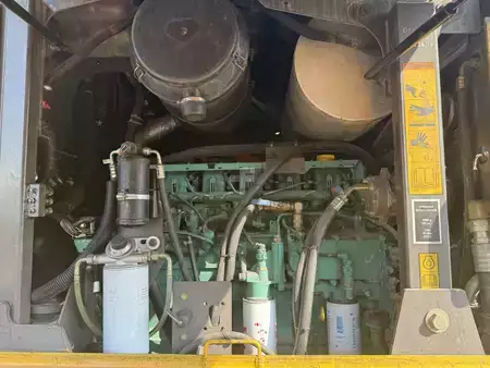 Równiarki 2006 Volvo G 946 AWD (13)