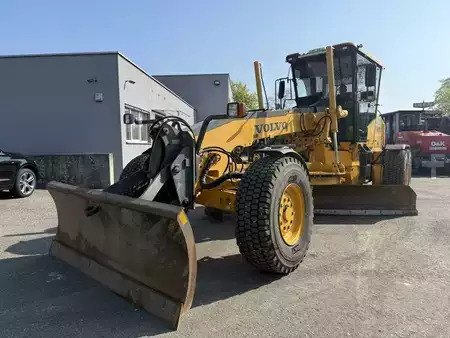 Równiarki 2006 Volvo G 946 AWD (3)