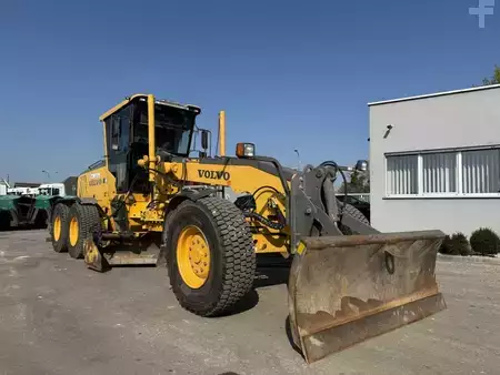 Równiarki 2006 Volvo G 946 AWD (8)