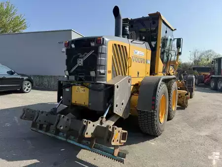 Równiarki 2006 Volvo G 946 AWD (9)