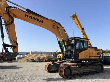 Escavadora de rastos 2017 Hyundai HX300NL (1)