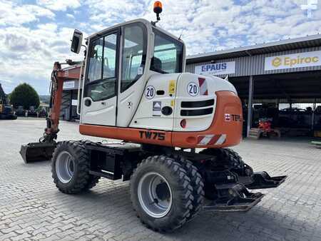 Pelle sur pneus 2016 Terex TW 75 (4)