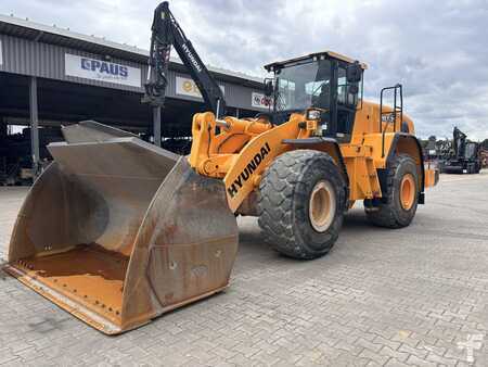 Pyöräkuormaajat 2020 Hyundai HL 975 (1)