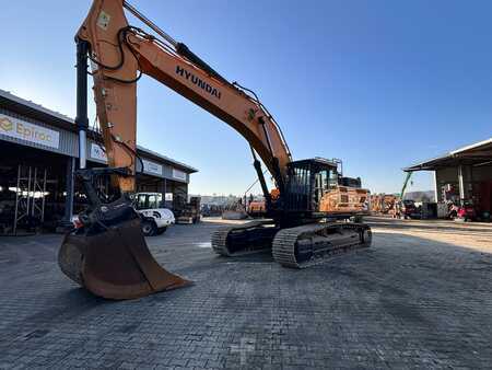 Koparki gąsienicowe 2017 Hyundai HX480 L (2)