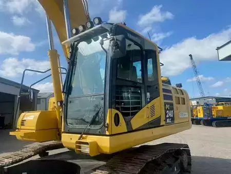 Kettenbagger 2018 Komatsu PC 240 NLC-11 LongReach MIETE / RENTAL (12000860) (10)