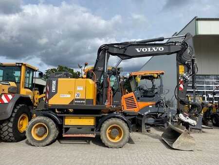 Excavadoras de ruedas 2019 Volvo EWR 150 E MIETE / RENTAL (12001017) (2)
