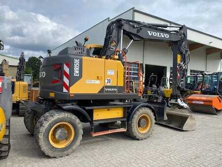 Excavadoras de ruedas 2019 Volvo EWR 150 E MIETE / RENTAL (12001017) (3)