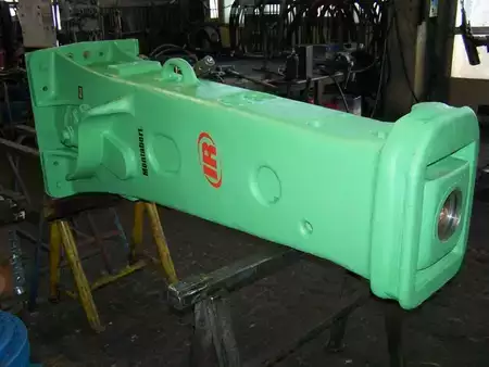 Attachments 0 Montabert BRV 43  2.255 kg Liebherr SW 77 (8)