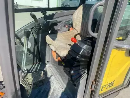 Mini pelle 2021 Volvo EC 20 E MIETE / RENTAL (12001540) (20)