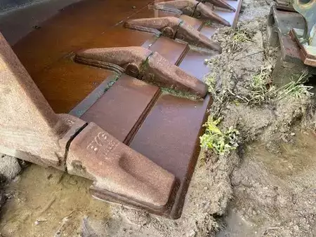 Acessórios 2019 Seiler (1062) 3.8 cbm neuw. Schaufel / bucket (6)
