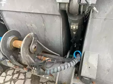 Přídavná zařízení 0 Volvo 2.75 m Hochkippschaufel Volvo festanbau 3.8 (2539) (4)