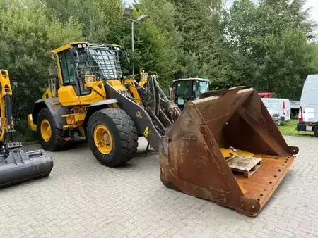 Kolové nakladače 2023 Volvo L 90 H LongBoom (12005907) (1)