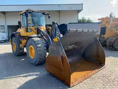 Kolové nakladače 2023 Volvo L 90 H auch MIETE / RENTAL (12005908) (7)