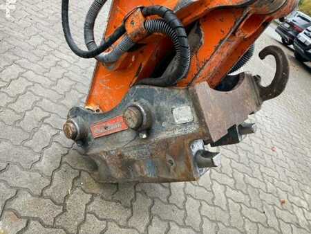 Accessoires 2011 OilQuick (1749) OQ 80 CAT, Volvo, Komatsu, Hitachi, Develon (1)