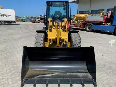 Wielladers 2023 Caterpillar 908-14A 40 km/h MIETE / RENTAL (12002095) (7)