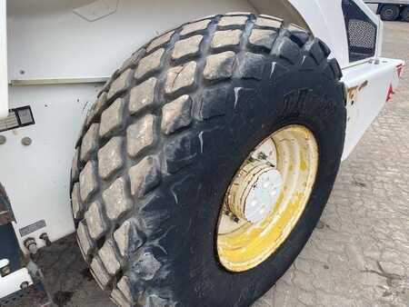 Sestavy válců 2011 BOMAG BW 213 D H-4 BVC (17)