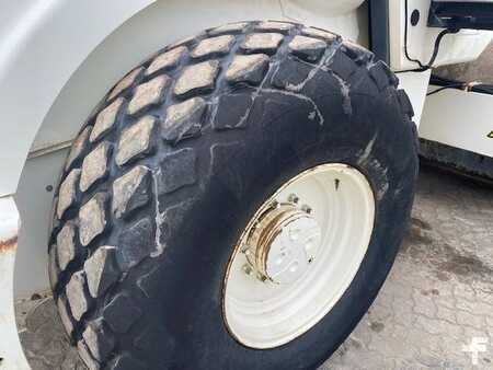 Sestavy válců 2011 BOMAG BW 213 D H-4 BVC (18)