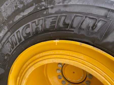 Hjullastare 2023 John Deere 744 P MIETE / RENTAL (12002124) (12)