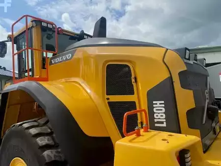 Kolové nakladače 2024 Volvo L 180 H LongBoom auch MIETE / RENTAL (12005878) (17)