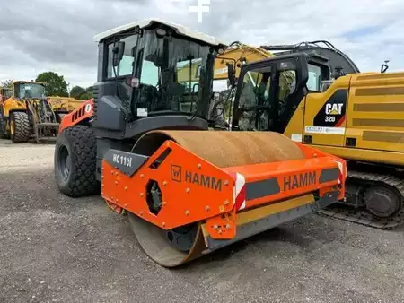 Rulli Compattatori montamburo 2023 Hamm HC 110i MIETE / RENTAL (12005915) (1)